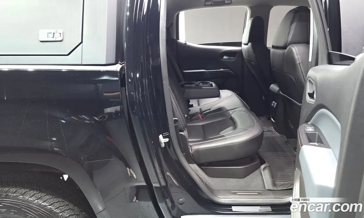 Chevrolet Colorado 2022 3.6 автомат (гидро), фото 17