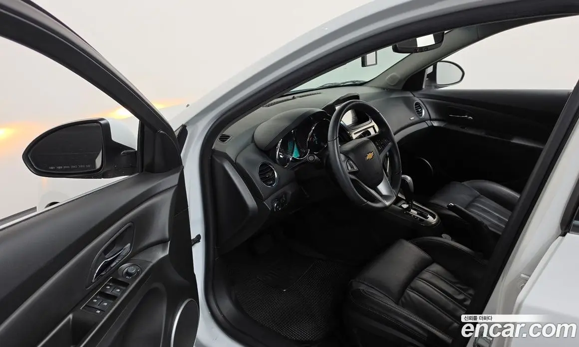 Chevrolet Cruze 2014 1.4 автомат (гидро), фото 13 Chevrolet Cruze 2014 1.4 автомат (гидро), фото 13