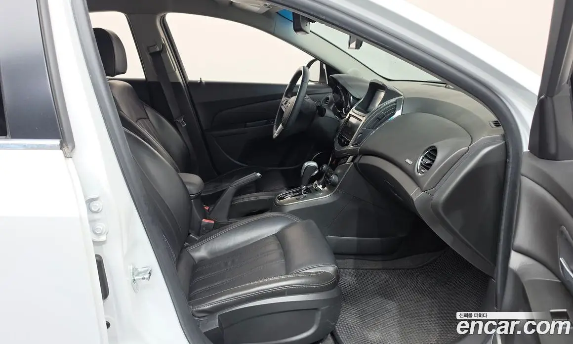 Chevrolet Cruze 2014 1.4 автомат (гидро), фото 16 Chevrolet Cruze 2014 1.4 автомат (гидро), фото 16