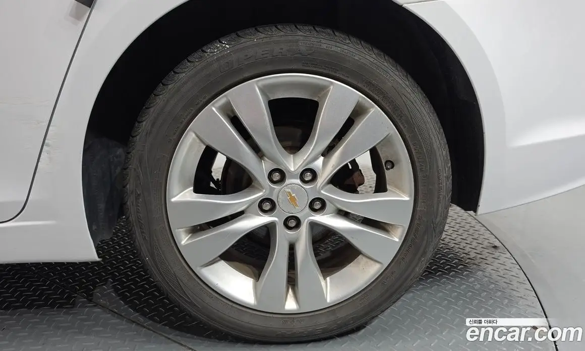 Chevrolet Cruze 2014 1.4 автомат (гидро), фото 7 Chevrolet Cruze 2014 1.4 автомат (гидро), фото 7