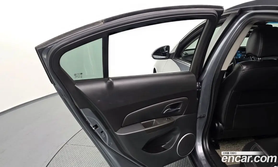 Chevrolet Cruze 2015 1.4 автомат (гидро), фото 15 Chevrolet Cruze 2015 1.4 автомат (гидро), фото 15