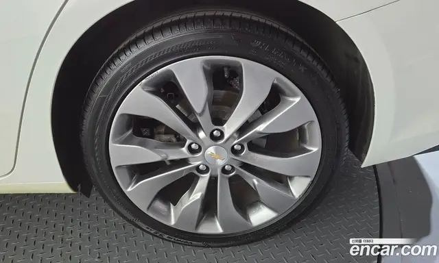 Chevrolet Malibu 2016 1.5 автомат (гидро), миниатюра 7 Chevrolet Malibu 2016 1.5 автомат (гидро), миниатюра 7