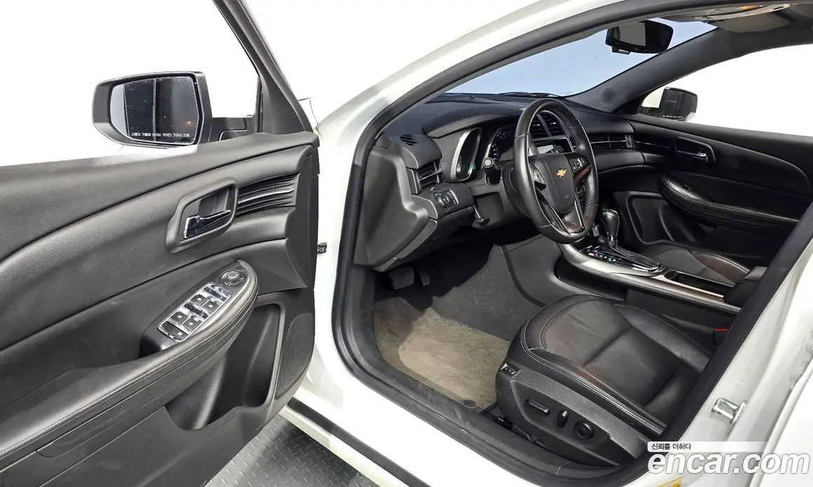 Chevrolet Malibu 2016 2.0 автомат (гидро), фото 12 Chevrolet Malibu 2016 2.0 автомат (гидро), фото 12