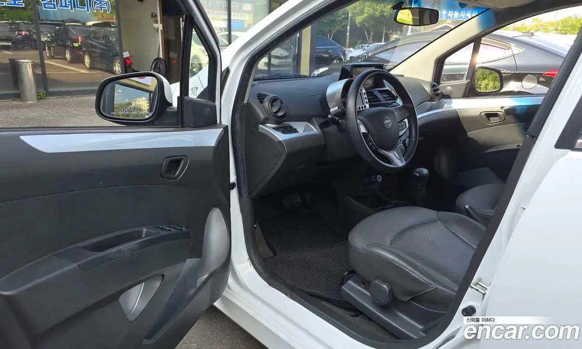 Chevrolet Spark 2013 1.0 автомат (гидро), фото 13