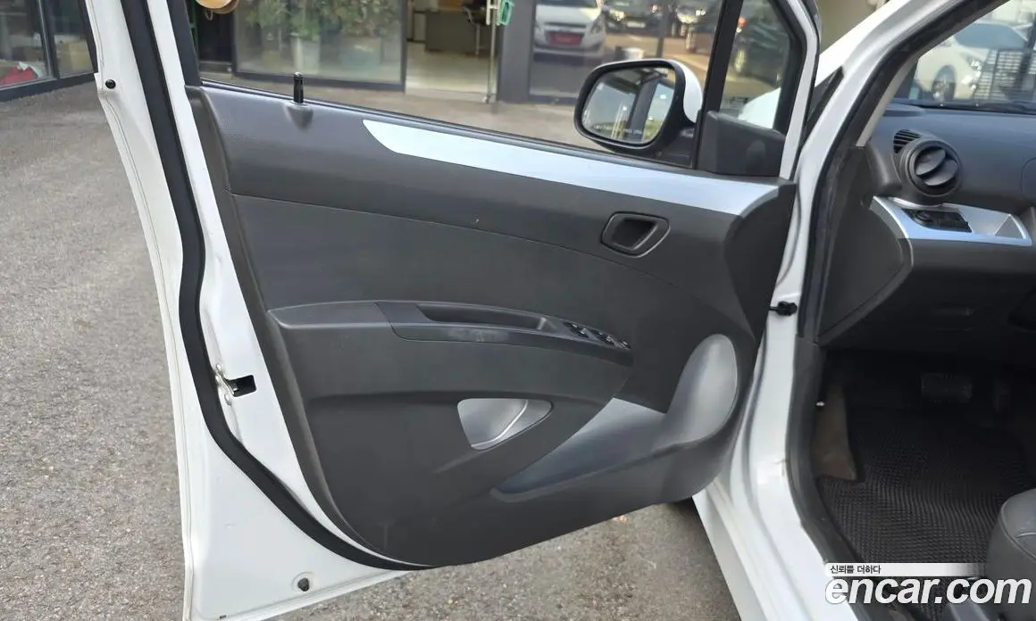 Chevrolet Spark 2013 1.0 автомат (гидро), фото 14