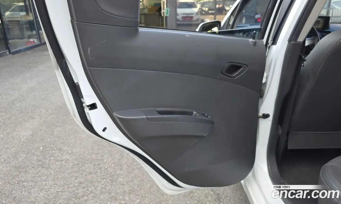 Chevrolet Spark 2013 1.0 автомат (гидро), фото 15