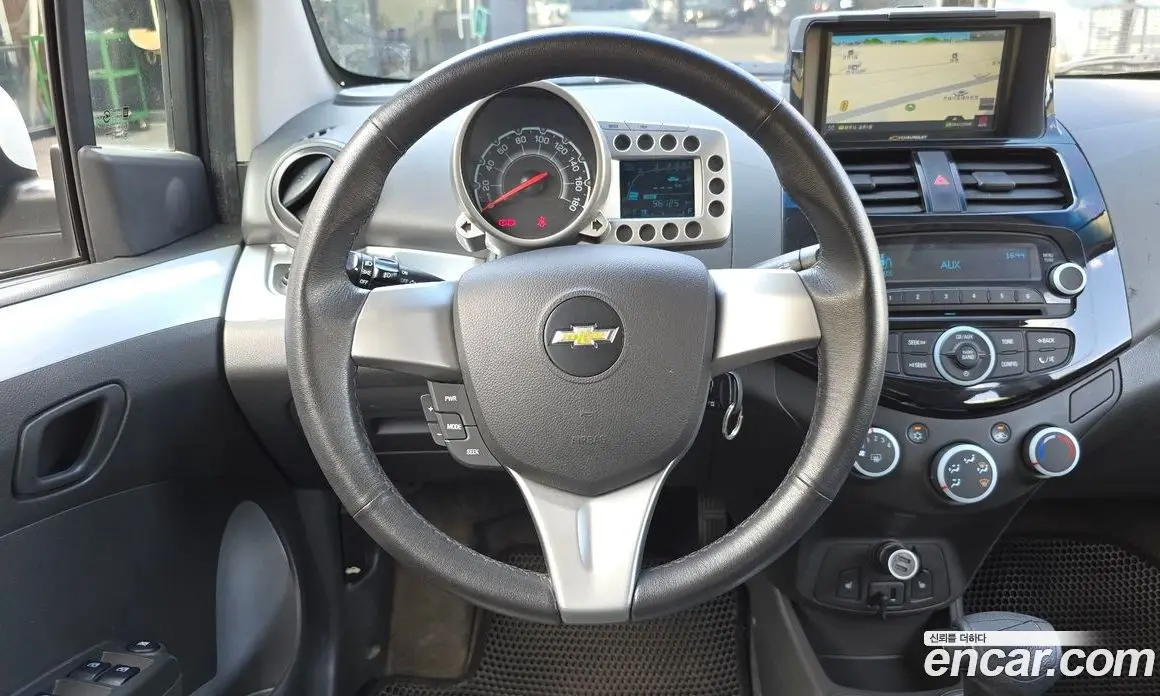 Chevrolet Spark 2013 1.0 автомат (гидро), фото 19