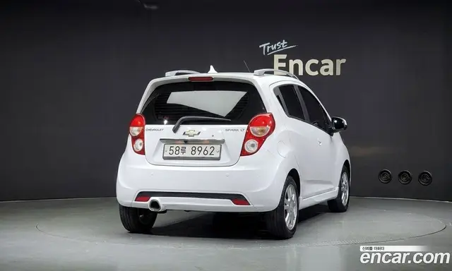 Chevrolet Spark 2013 1.0 автомат (гидро), миниатюра 4