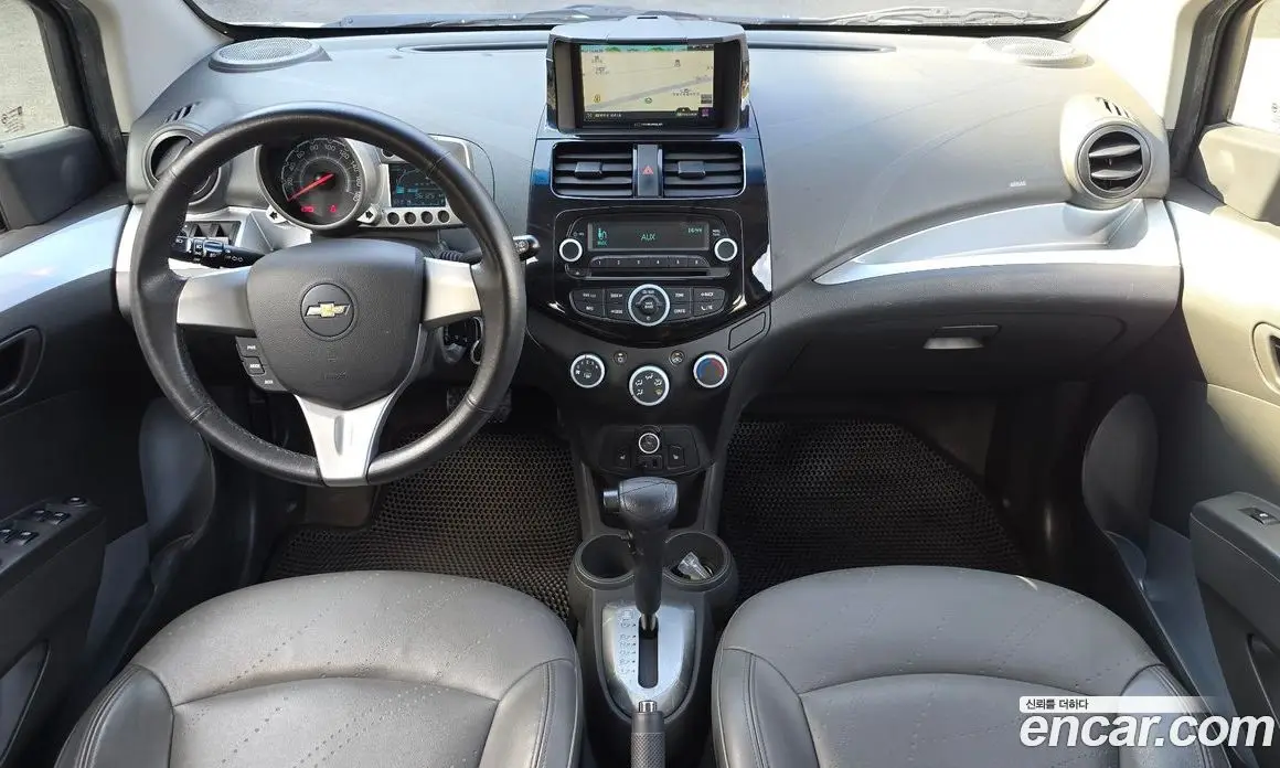 Chevrolet Spark 2013 1.0 автомат (гидро), фото 10