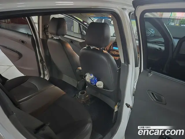Chevrolet Spark 2014 1.0 автомат (гидро), миниатюра 10
