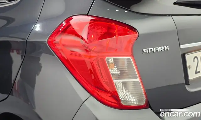 Chevrolet Spark 2016 1.0 автомат (гидро), миниатюра 9