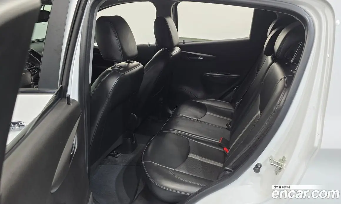 Chevrolet Spark 2019 1.0 автомат (гидро), фото 18 Chevrolet Spark 2019 1.0 автомат (гидро), фото 18