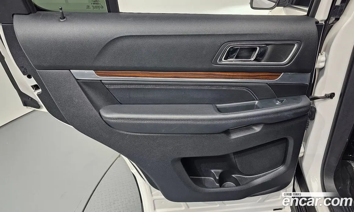 Ford Explorer 2019 2.3 автомат (гидро), фото 15 Ford Explorer 2019 2.3 автомат (гидро), фото 15
