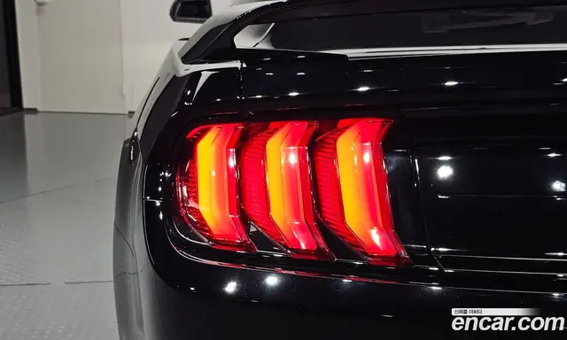 Ford Mustang 2023 2.3 автомат (гидро), миниатюра 8 Ford Mustang 2023 2.3 автомат (гидро), миниатюра 8