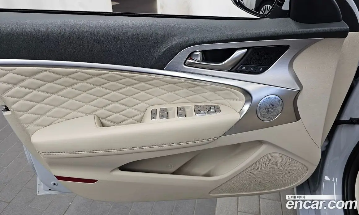Genesis G70 2018 3.3 автомат (гидро), фото 14 Genesis G70 2018 3.3 автомат (гидро), фото 14