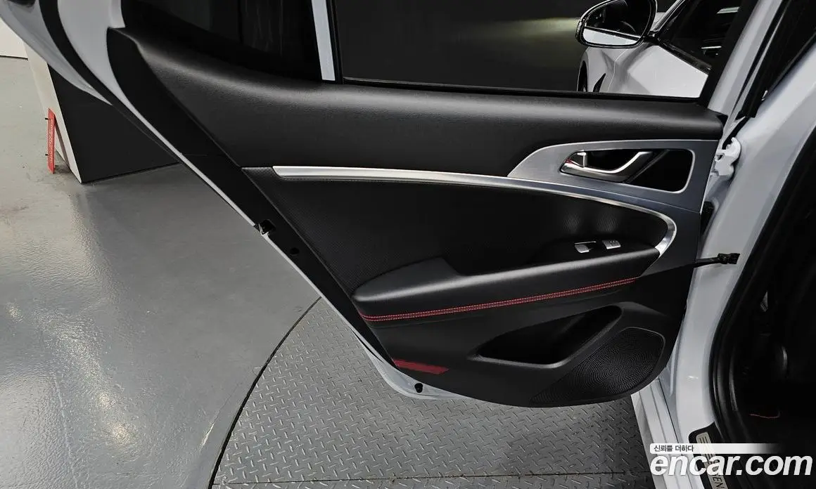 Genesis G70 2018 2.0 автомат (гидро), фото 15