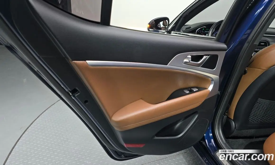 Genesis G70 2018 2.0 автомат (гидро), фото 15