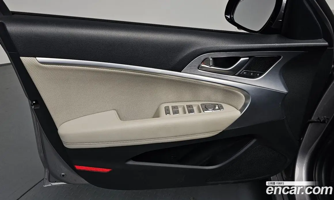 Genesis G70 2019 2.0 автомат (гидро), фото 13