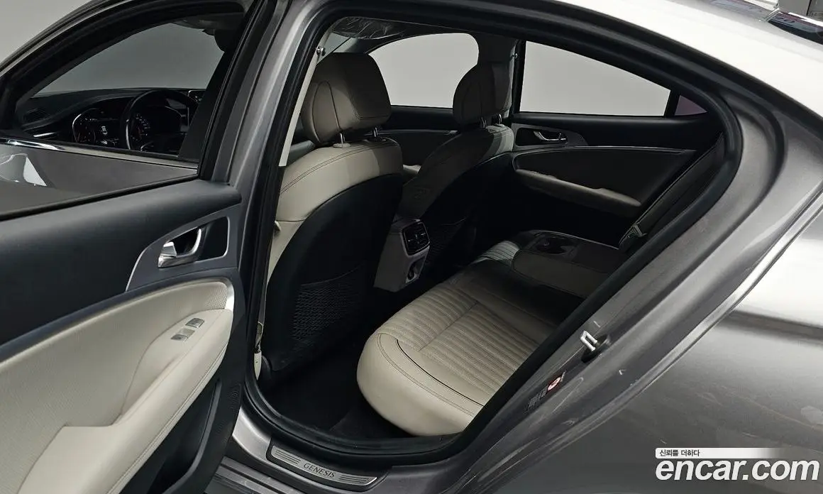 Genesis G70 2019 2.0 автомат (гидро), фото 15