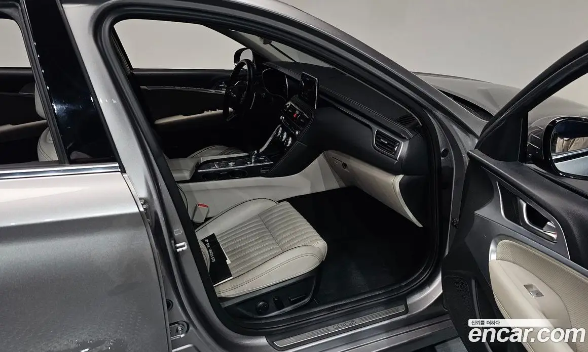 Genesis G70 2019 2.0 автомат (гидро), фото 16