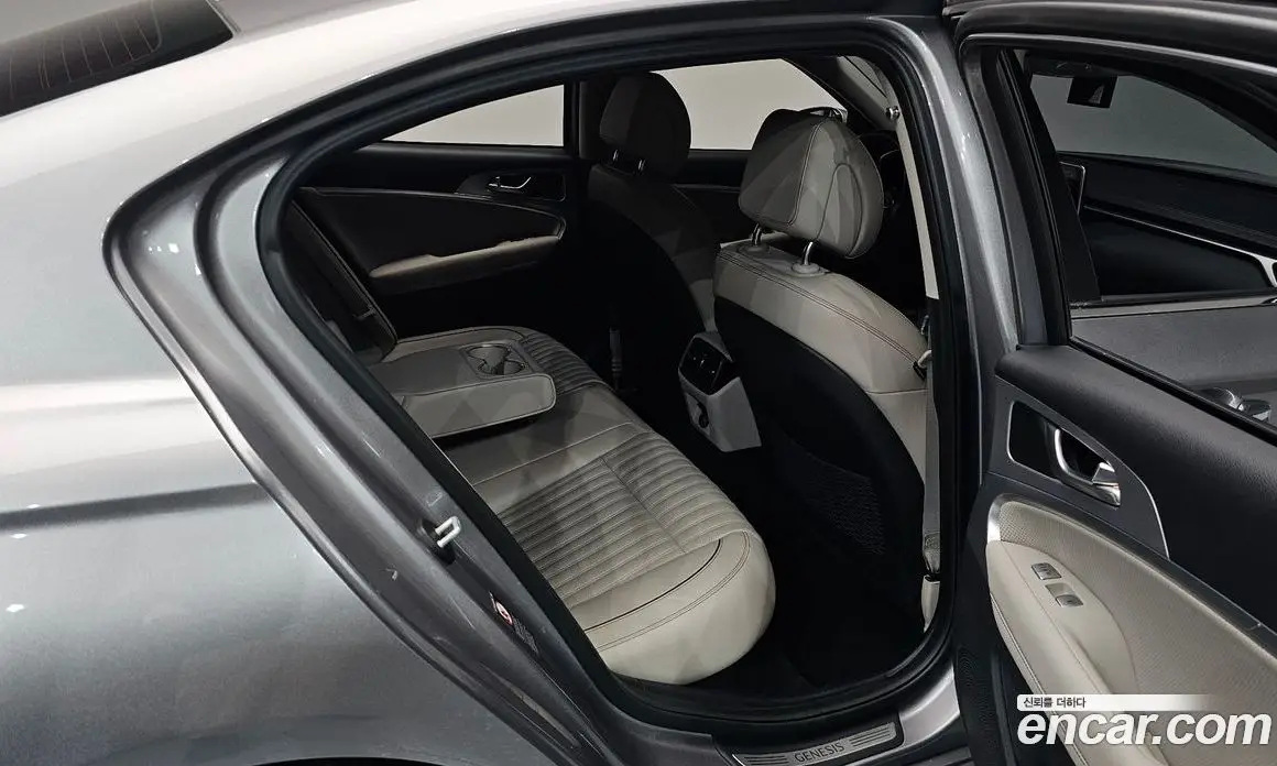 Genesis G70 2019 2.0 автомат (гидро), фото 17