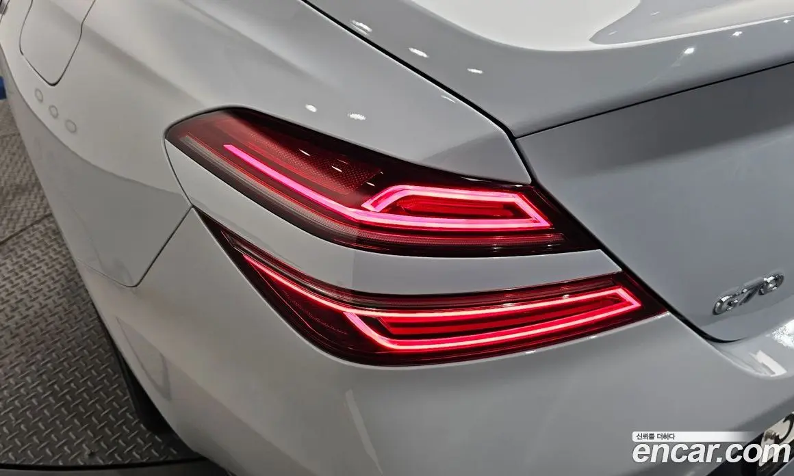 Genesis G70 2022 2.0 автомат (гидро), фото 9 Genesis G70 2022 2.0 автомат (гидро), фото 9