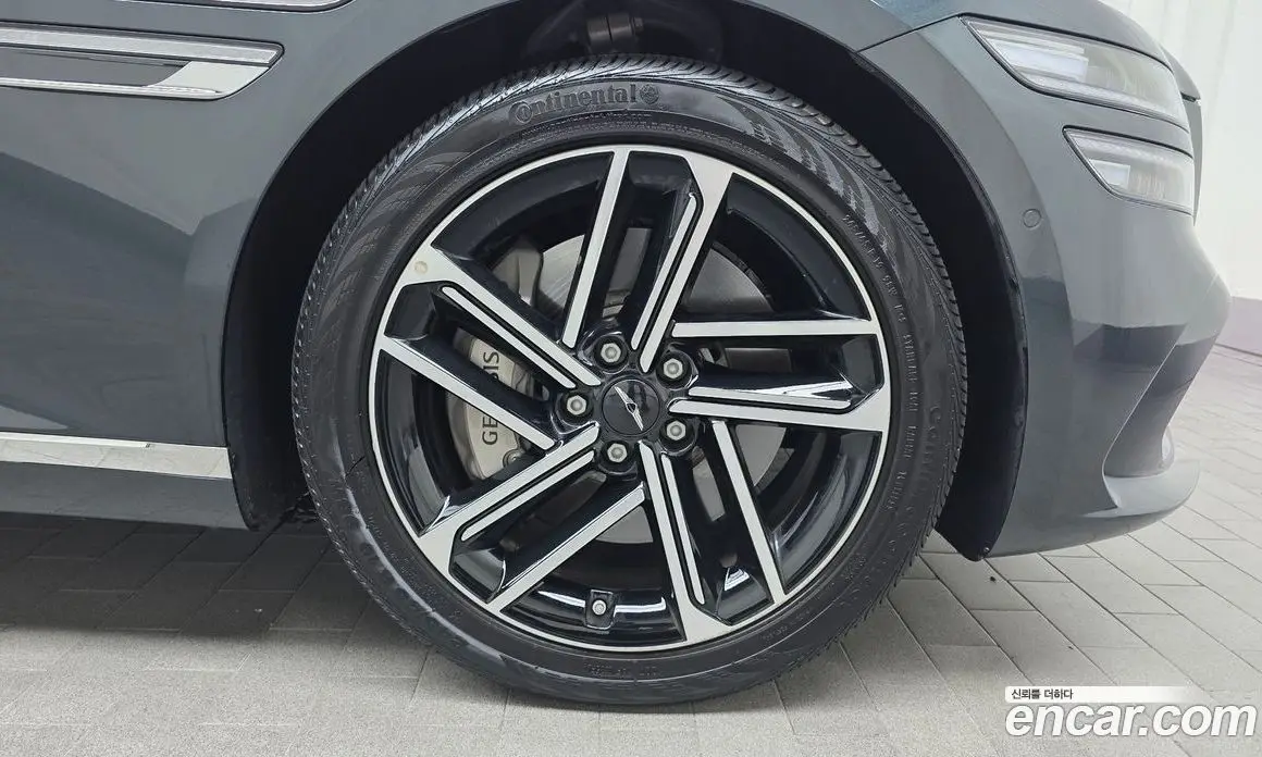 Genesis G80 2025 2.5 автомат (гидро), фото 7 Genesis G80 2025 2.5 автомат (гидро), фото 7