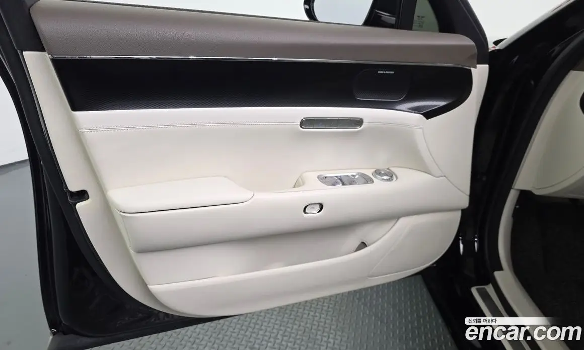 Genesis G90 2024 3.5 автомат (гидро), фото 14 Genesis G90 2024 3.5 автомат (гидро), фото 14