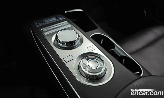 Genesis GV70 2021 2.5 автомат (гидро), миниатюра 11 Genesis GV70 2021 2.5 автомат (гидро), миниатюра 11