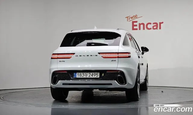 Genesis GV70 2021 2.5 автомат (гидро), миниатюра 3 Genesis GV70 2021 2.5 автомат (гидро), миниатюра 3