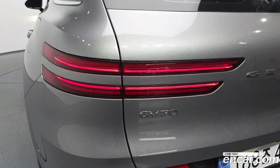 Genesis GV70 2022 2.5 автомат (гидро), фото 8