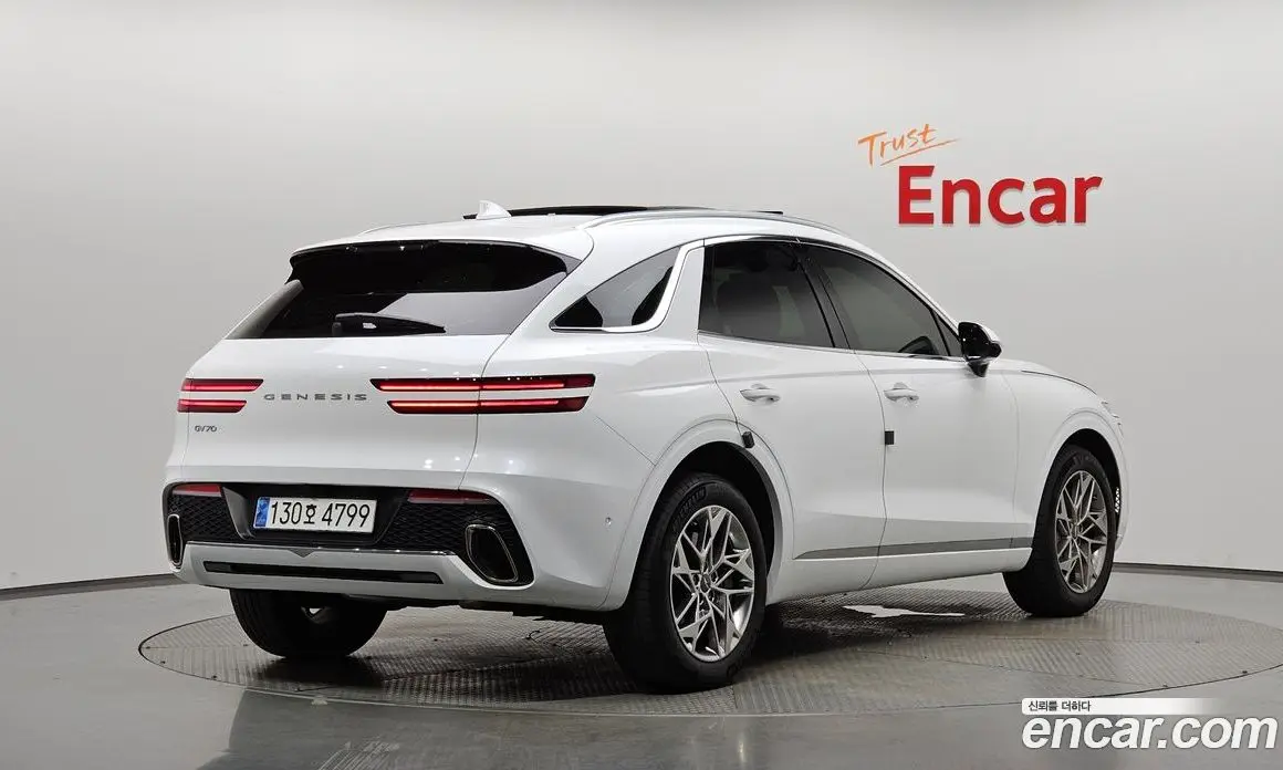 Genesis GV70 2023 2.5 автомат (гидро), фото 1 Genesis GV70 2023 2.5 автомат (гидро), фото 1