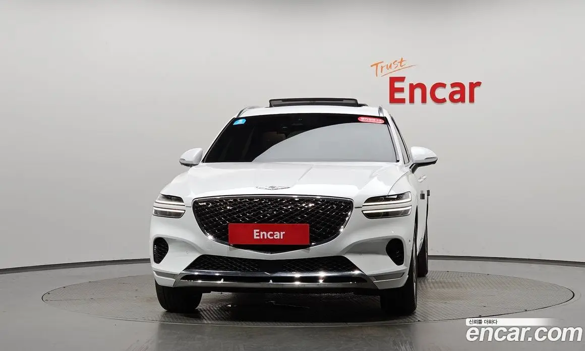 Genesis GV70 2023 2.5 автомат (гидро), фото 2 Genesis GV70 2023 2.5 автомат (гидро), фото 2