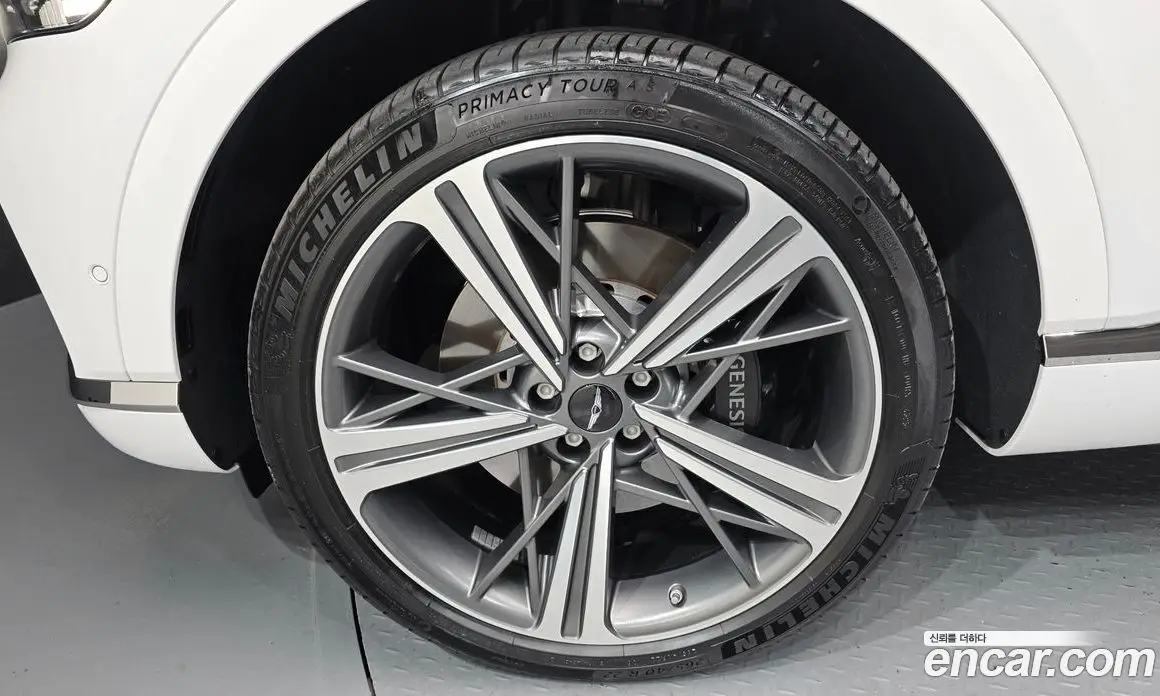 Genesis GV80 2024 2.5 автомат (гидро), фото 5 Genesis GV80 2024 2.5 автомат (гидро), фото 5