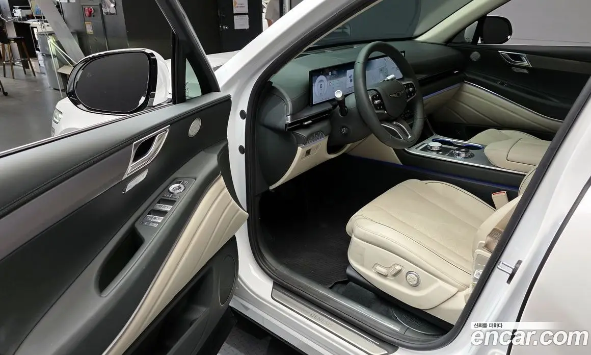 Genesis GV80 2025 2.5 автомат (гидро), фото 13