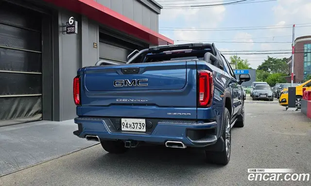 GMC Sierra 2024 6.2 автомат (гидро), миниатюра 4