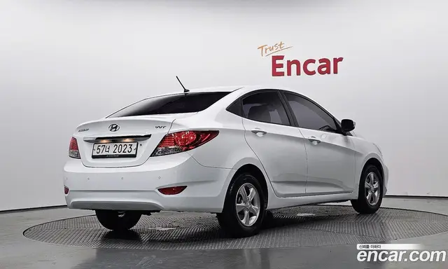 Hyundai Accent, 2012, 49 168 км
