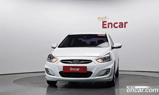 Hyundai Accent 2012 1.4 автомат (гидро), миниатюра 2