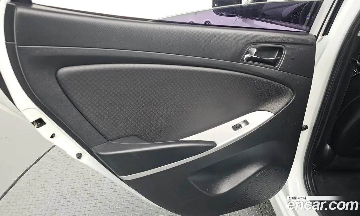 Hyundai Accent 2012 1.4 автомат (гидро), фото 14