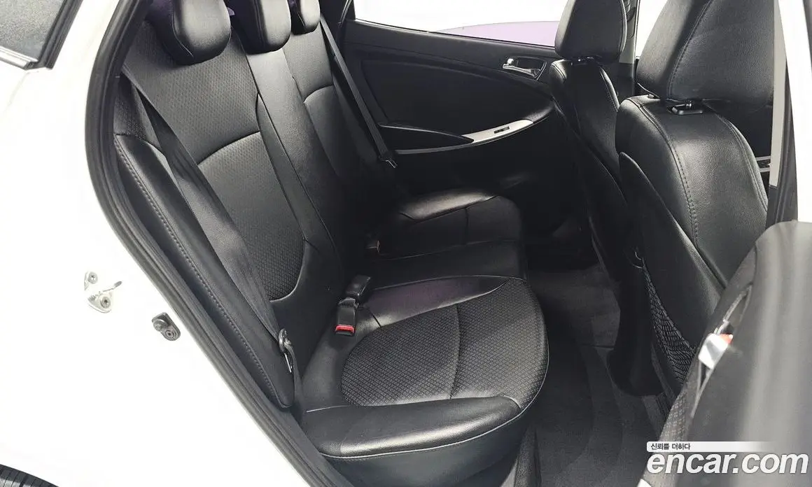 Hyundai Accent 2012 1.4 автомат (гидро), фото 16