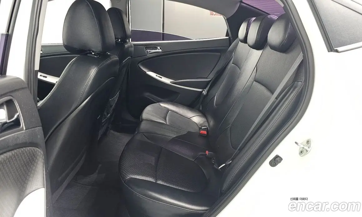 Hyundai Accent 2012 1.4 автомат (гидро), фото 17