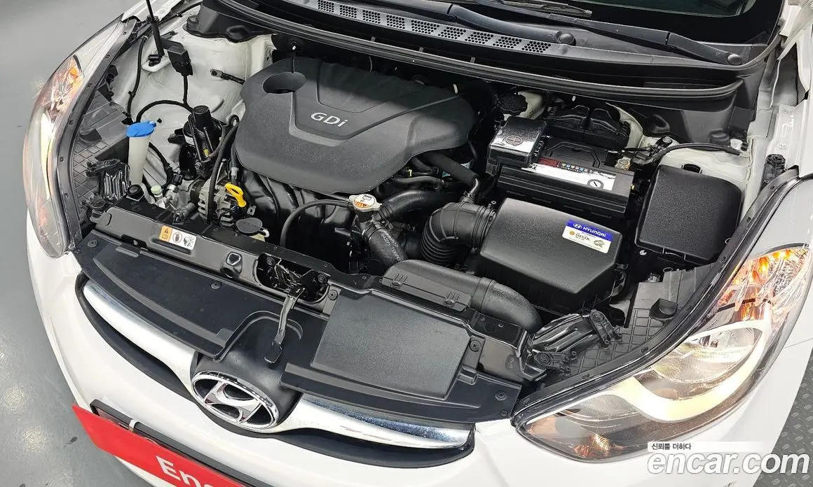 Hyundai Avante 2012 1.6 автомат (гидро), фото 5