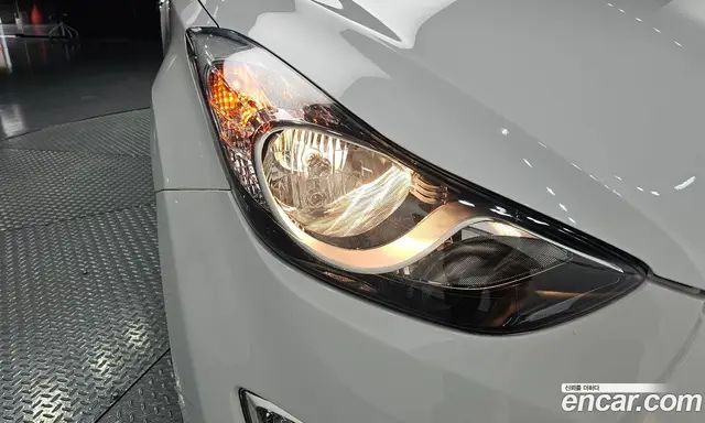 Hyundai Avante 2012 1.6 автомат (гидро), миниатюра 7