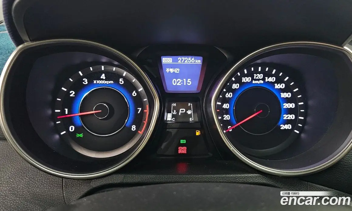 Hyundai Avante 2012 1.6 автомат (гидро), фото 10