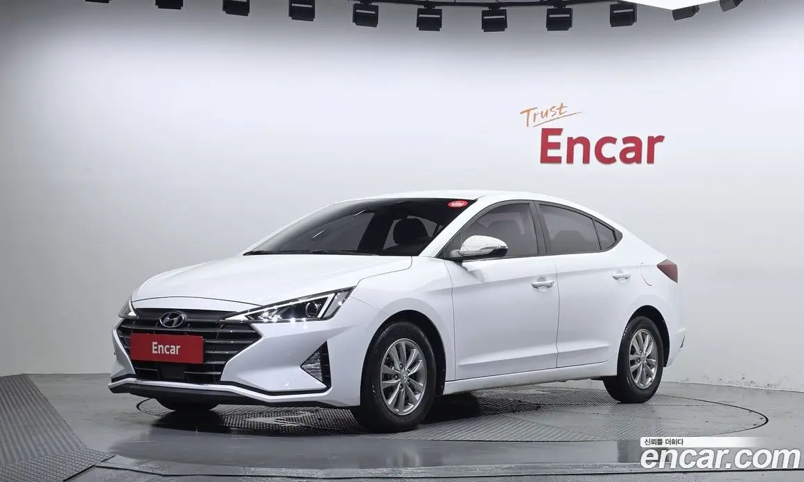 Hyundai Avante 2019 1.6 автомат (гидро), фото 1 Hyundai Avante 2019 1.6 автомат (гидро), фото 1