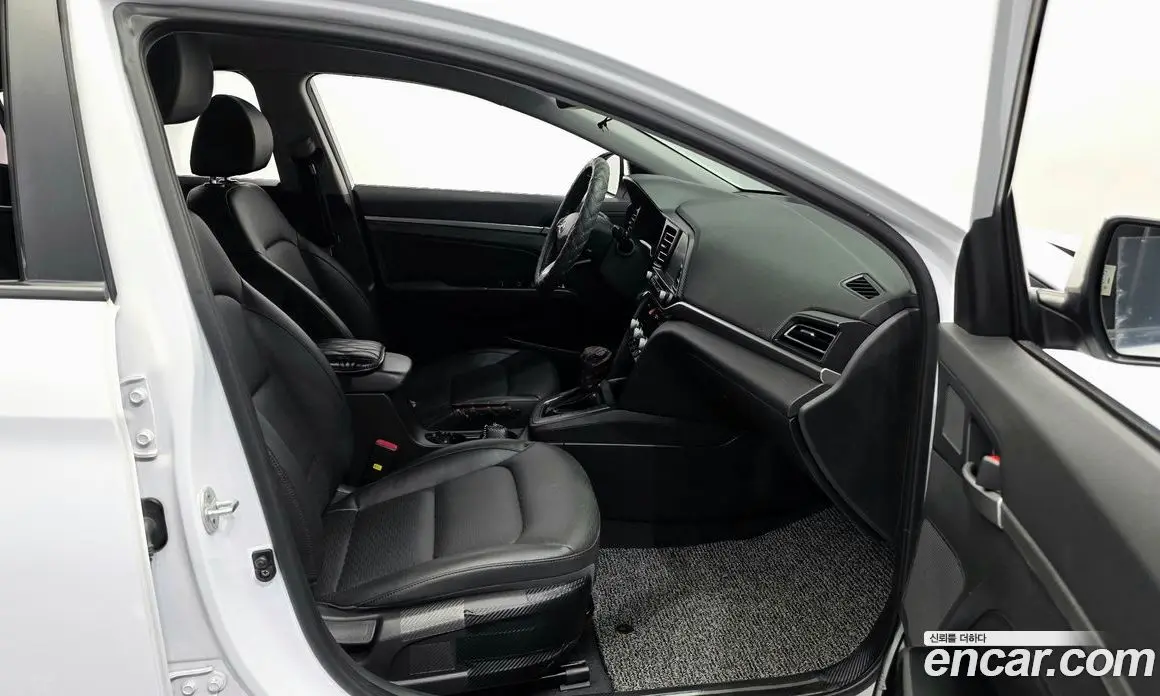 Hyundai Avante 2019 1.6 автомат (гидро), фото 13 Hyundai Avante 2019 1.6 автомат (гидро), фото 13