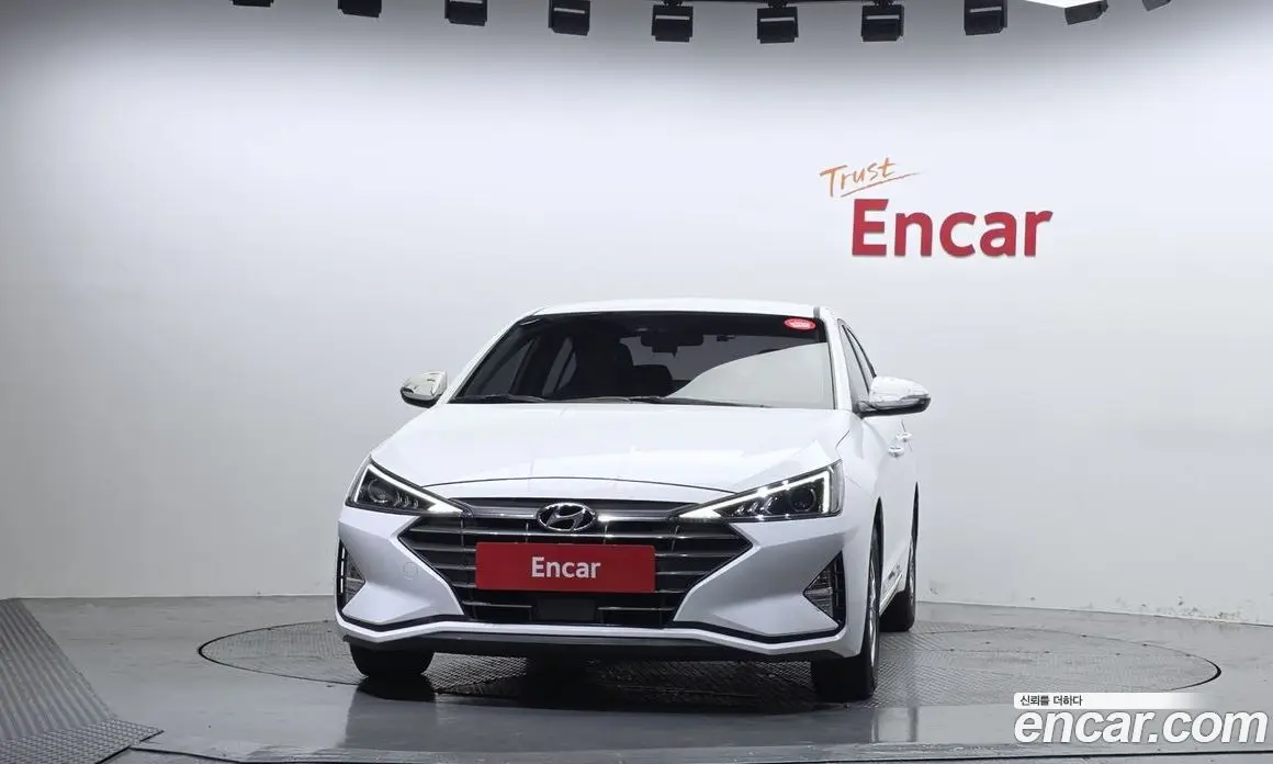 Hyundai Avante 2019 1.6 автомат (гидро), фото 3 Hyundai Avante 2019 1.6 автомат (гидро), фото 3
