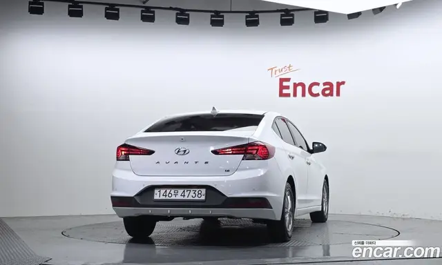 Hyundai Avante 2019 1.6 автомат (гидро), миниатюра 4 Hyundai Avante 2019 1.6 автомат (гидро), миниатюра 4