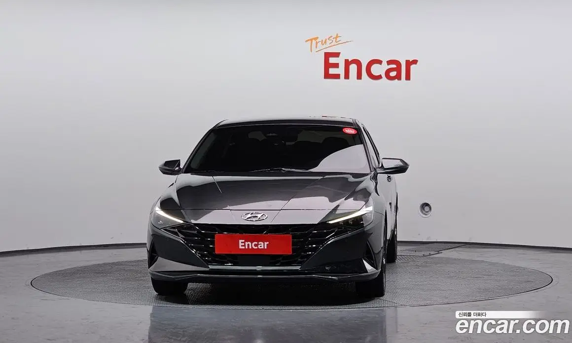 Hyundai Avante 2022 1.6 автомат (гидро), фото 3