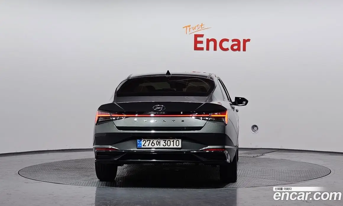 Hyundai Avante 2022 1.6 автомат (гидро), фото 4